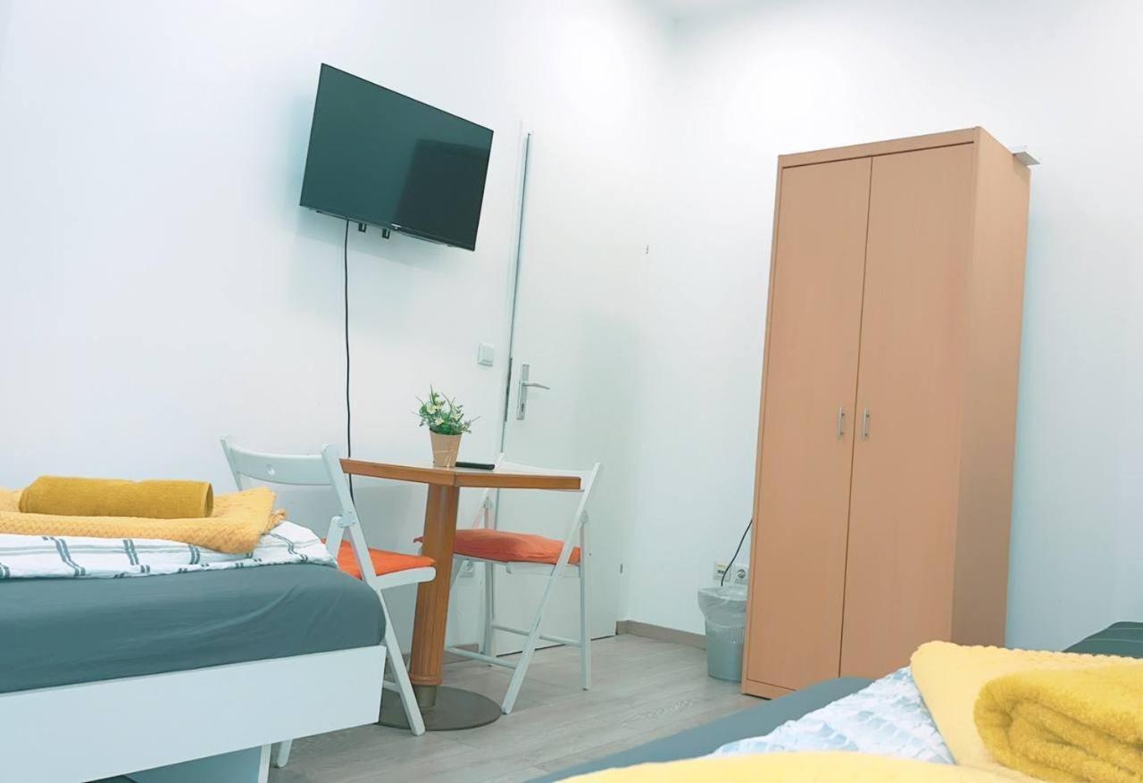 Comfort Apartment 5P Hn Вена Экстерьер фото